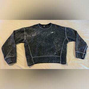 Nike sweatshirt